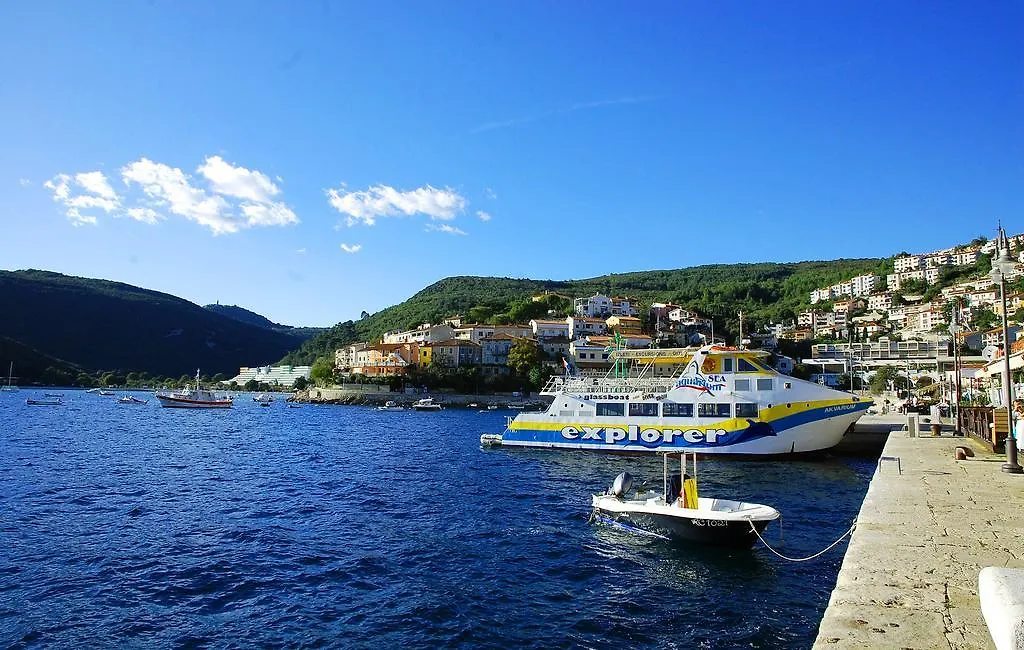 Apartment Marine Story Rabac